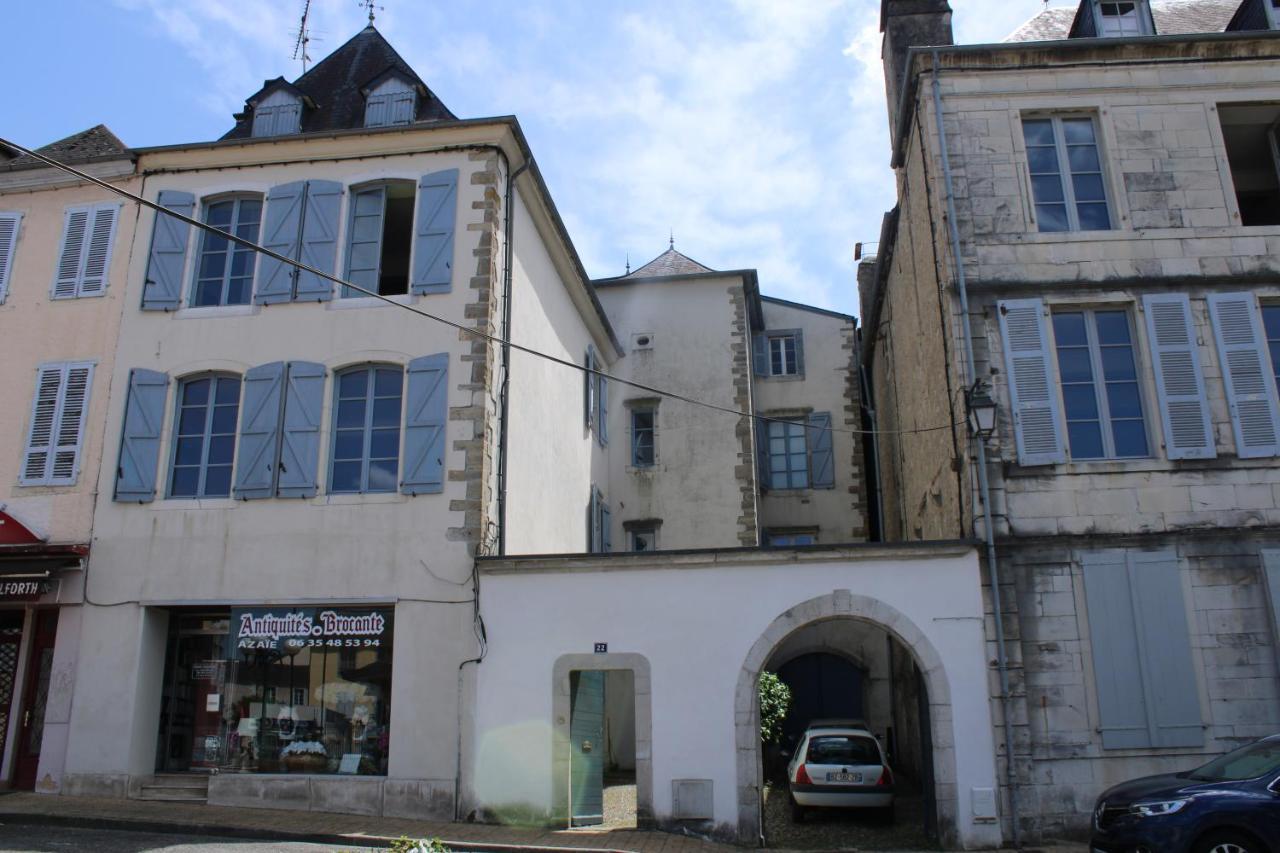 La Suite Du Peintre Oloron-Sainte-Marie Dış mekan fotoğraf